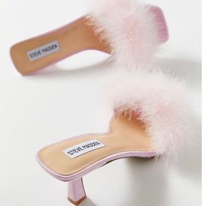 Steve Madden kitten heels